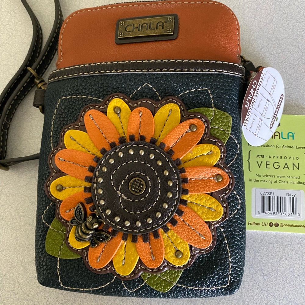 Chala crossbody dark navy/flower
